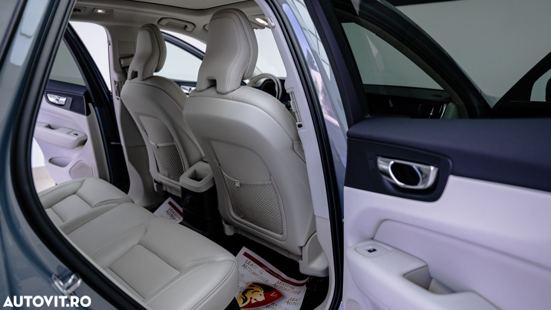Volvo XC 60 Recharge T8 Twin Engine eAWD Inscription - 15