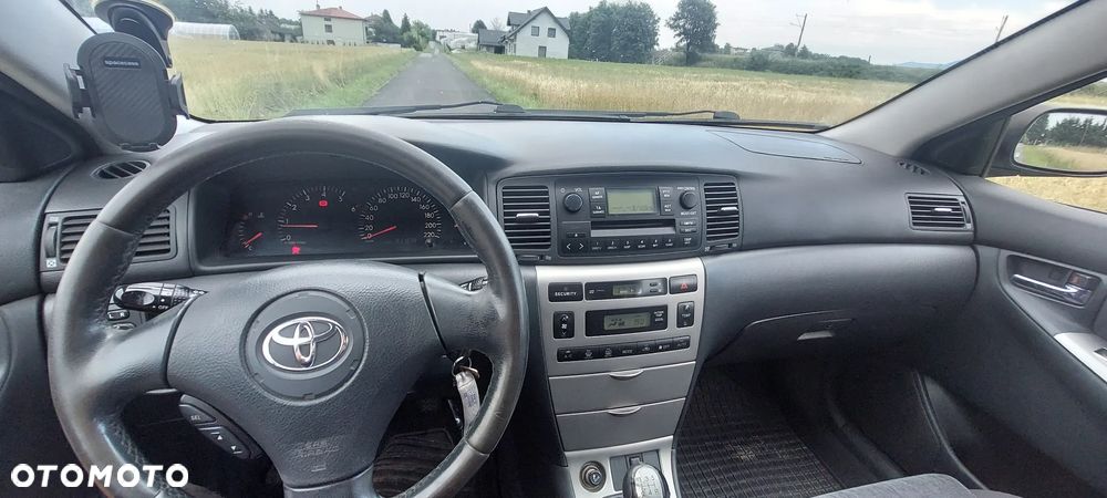 Toyota Corolla 2.0 D-4D - 8