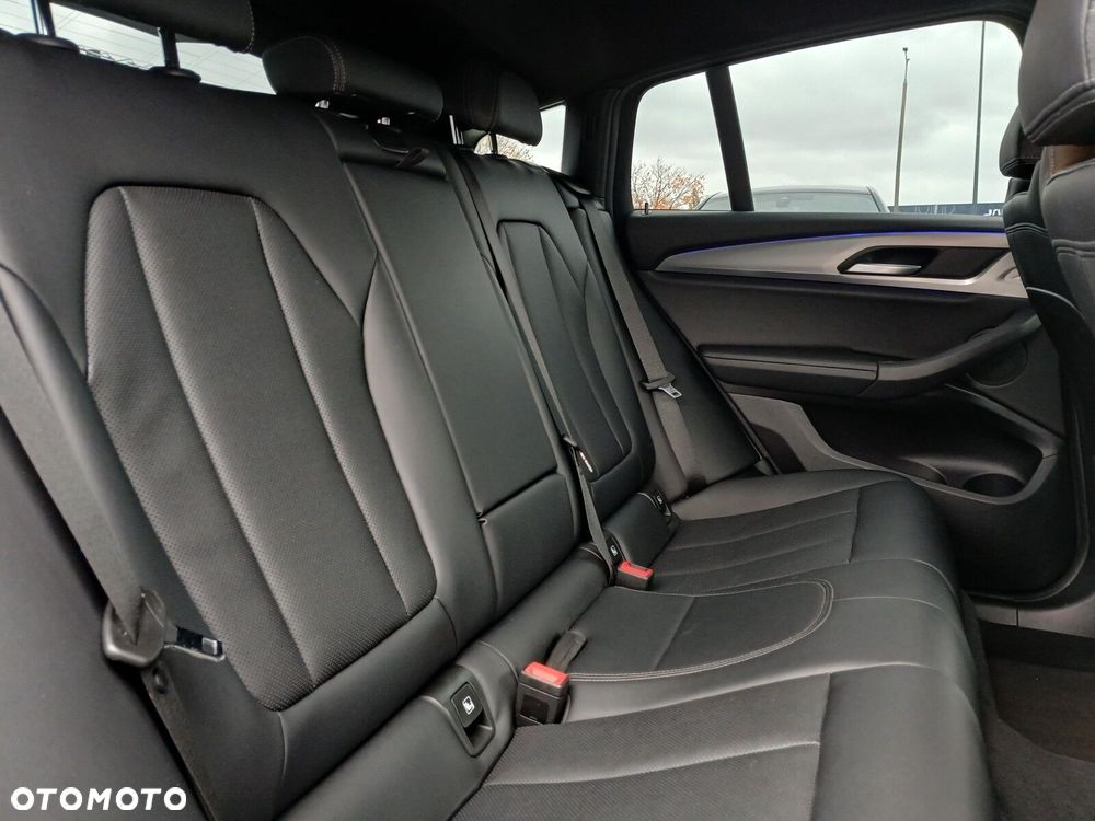 BMW X4 xDrive20d sport - 17