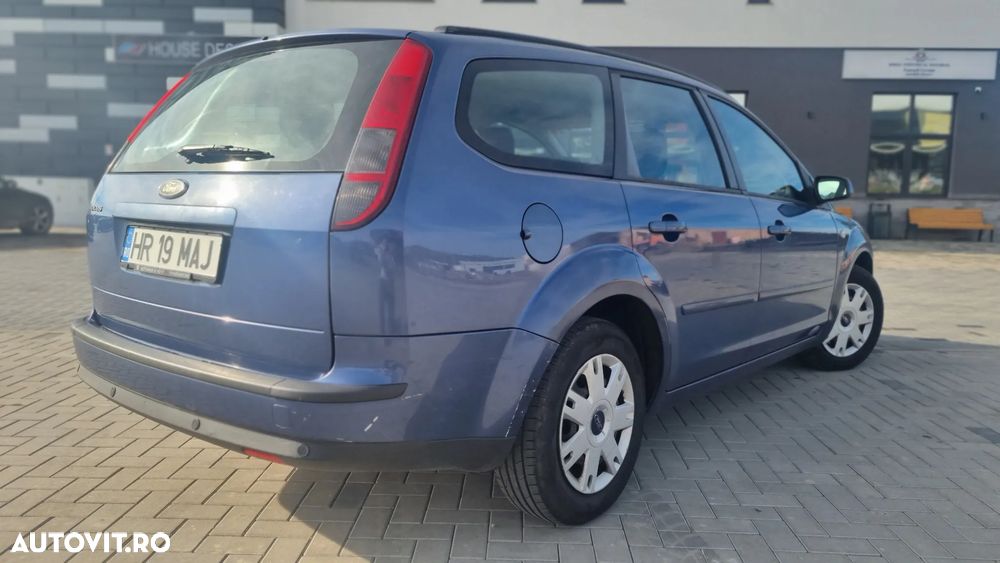 Ford Focus 1.6 Ti-VCT Titanium - 4