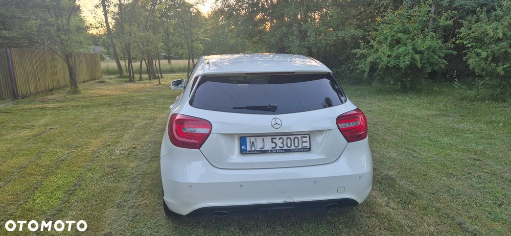 Mercedes-Benz Klasa A 180 7G-DCT AMG Line - 3