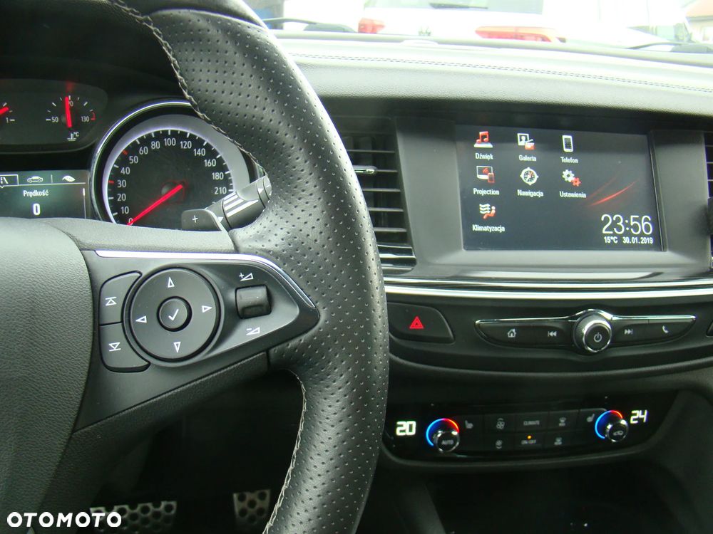 Opel Insignia 2.0 BiTurbo 4x4 Innovation - 25