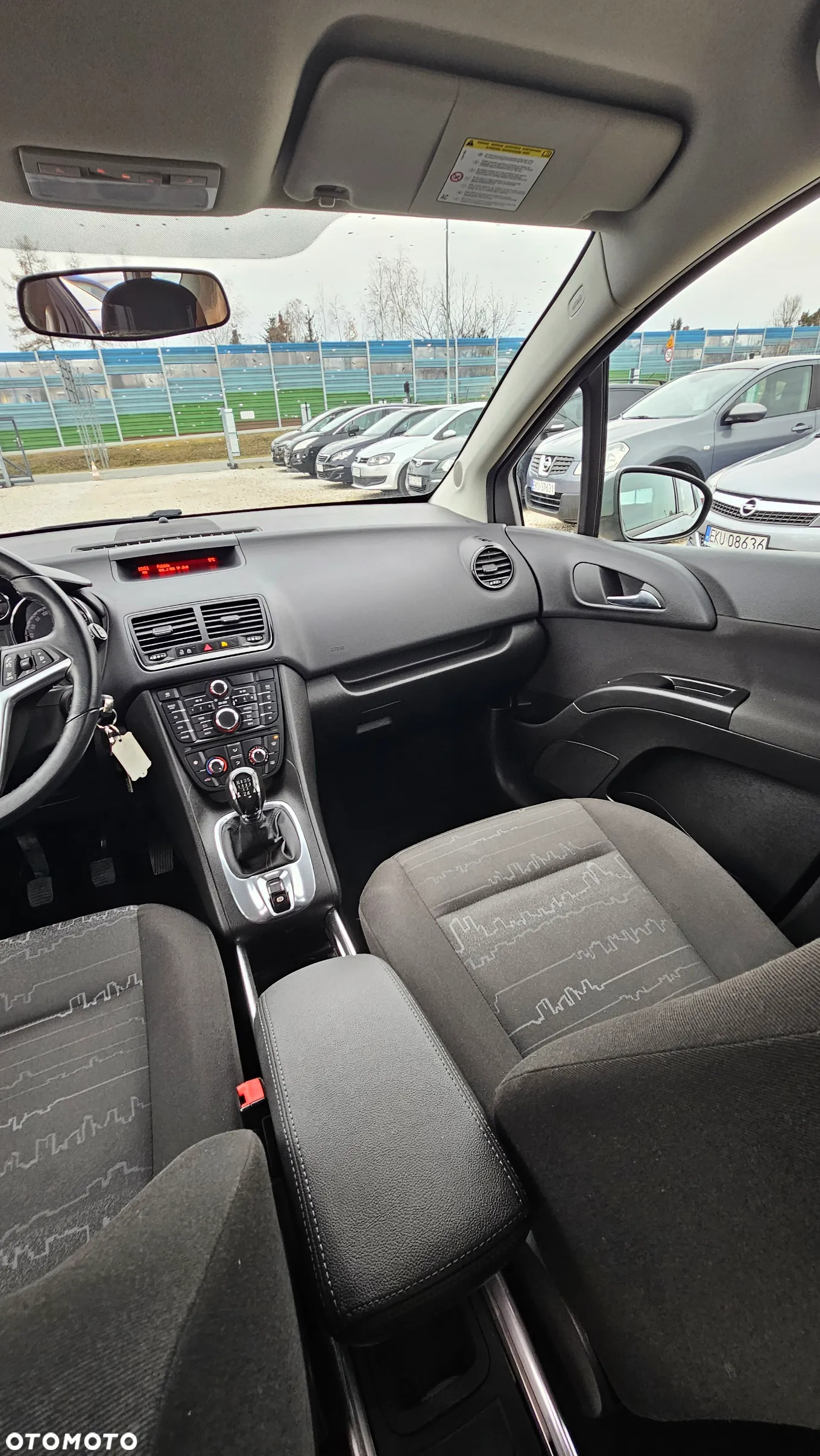 Opel Meriva - 22