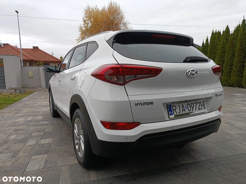 Hyundai Tucson blue 1.7 CRDi 2WD Passion - 15