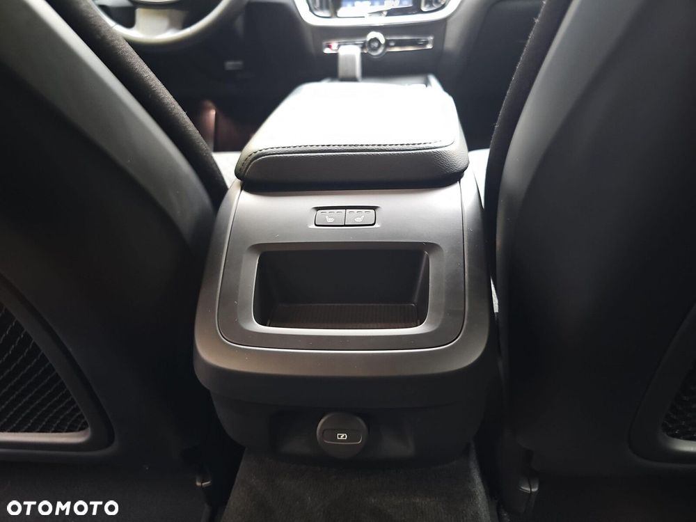 Volvo V60 B4 B Core - 19