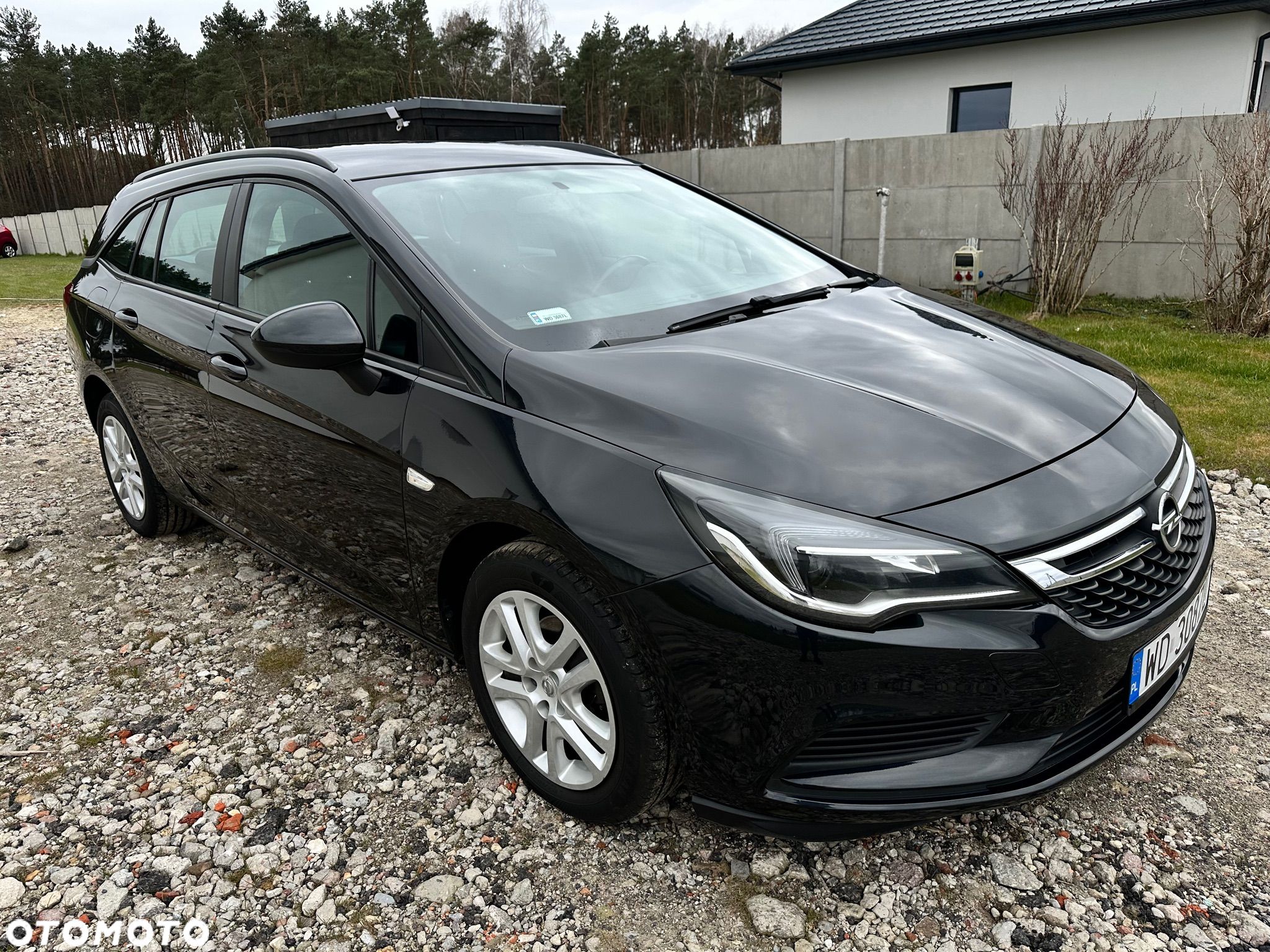 Opel Astra V 1.4 T Enjoy - 1