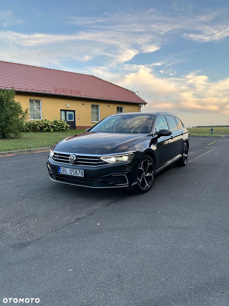 Volkswagen Passat 1.4 TSI DSG BlueMotion Technology Exclusive - 28