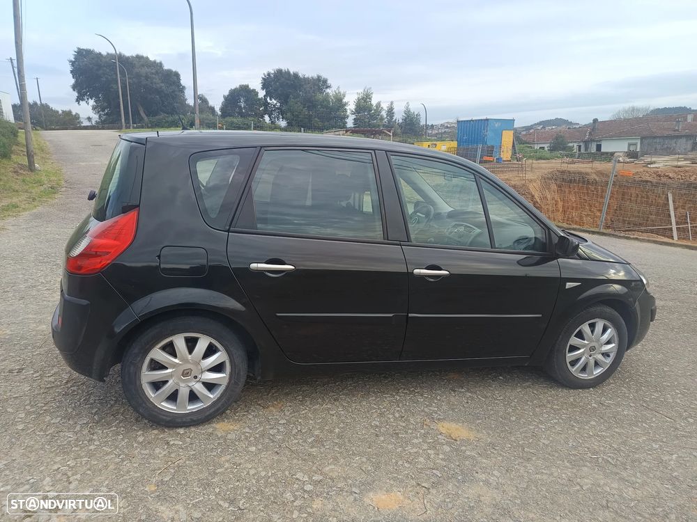 Renault Scénic 1.5 dCi Dynamique S - 6