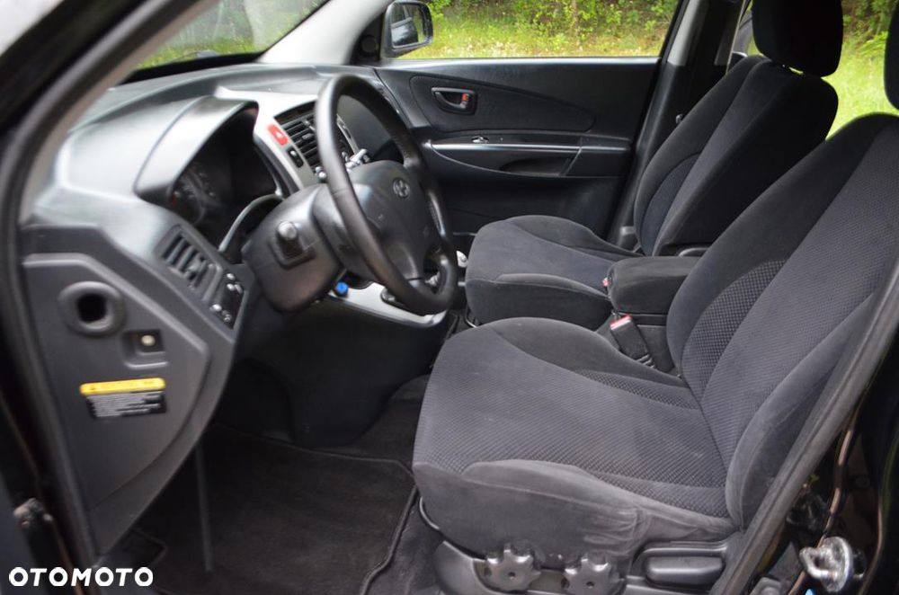 Hyundai Tucson 2.0 2WD GLS Style - 25