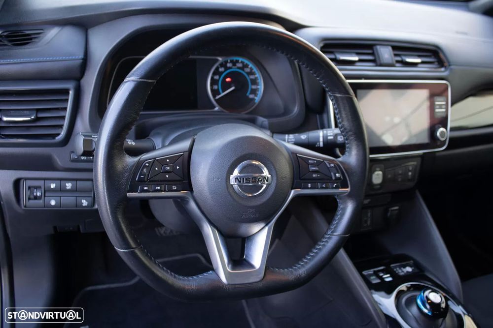 Nissan Leaf 40 kWh Tekna - 15