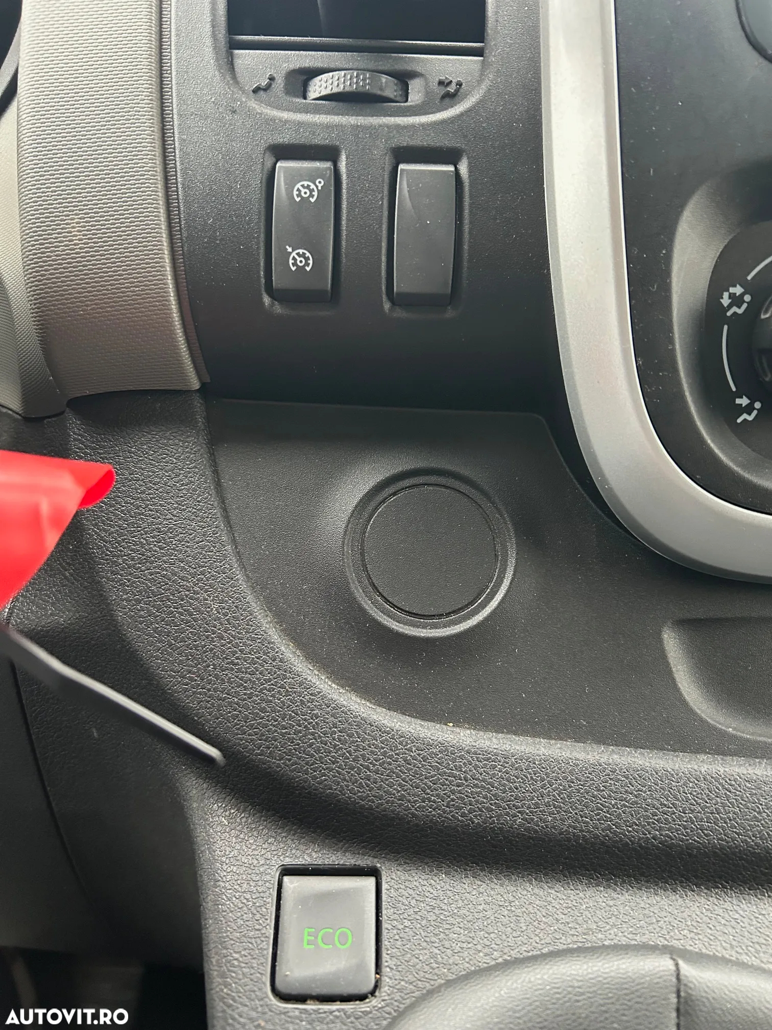 Renault Trafic - 16