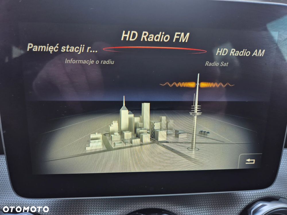 Mercedes-Benz GLA 250 4-Matic - 22