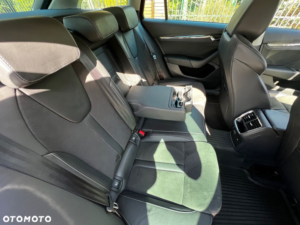 Skoda Octavia 2.0 TDI DSG Sport Edition - 31