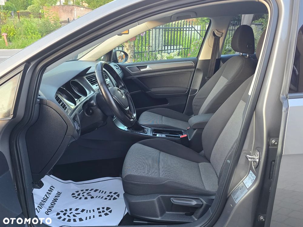 Volkswagen Golf 1.6 BlueTDI Comfortline - 26