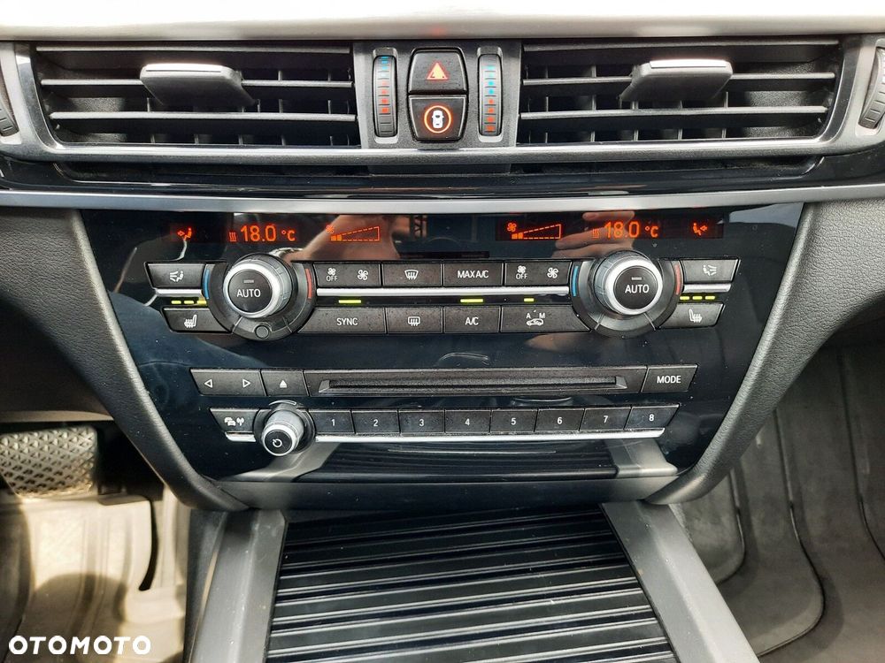 BMW X5 xDrive25d - 8