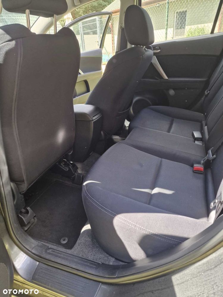 Mazda 3 - 5