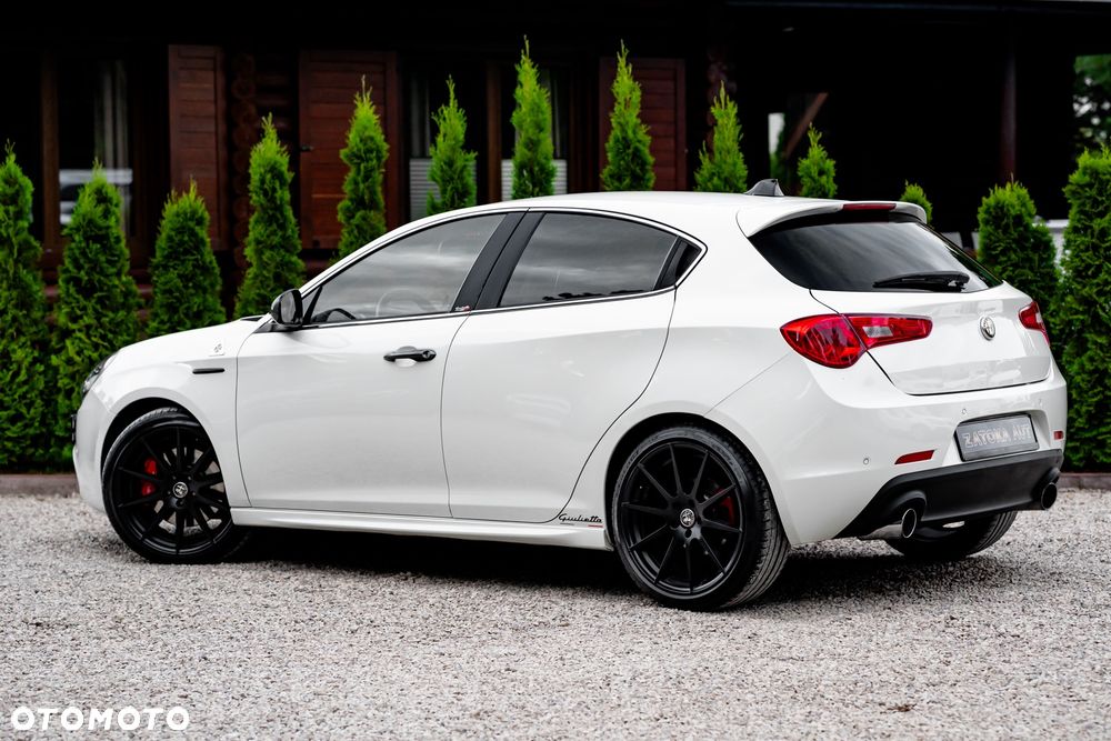 Alfa Romeo Giulietta 1750 TBi QV TCT - 10