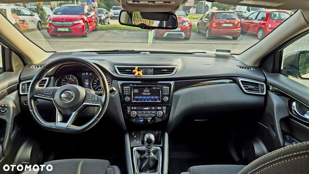 Nissan Qashqai 1.3 DIG-T N-Connecta EU6d - 9