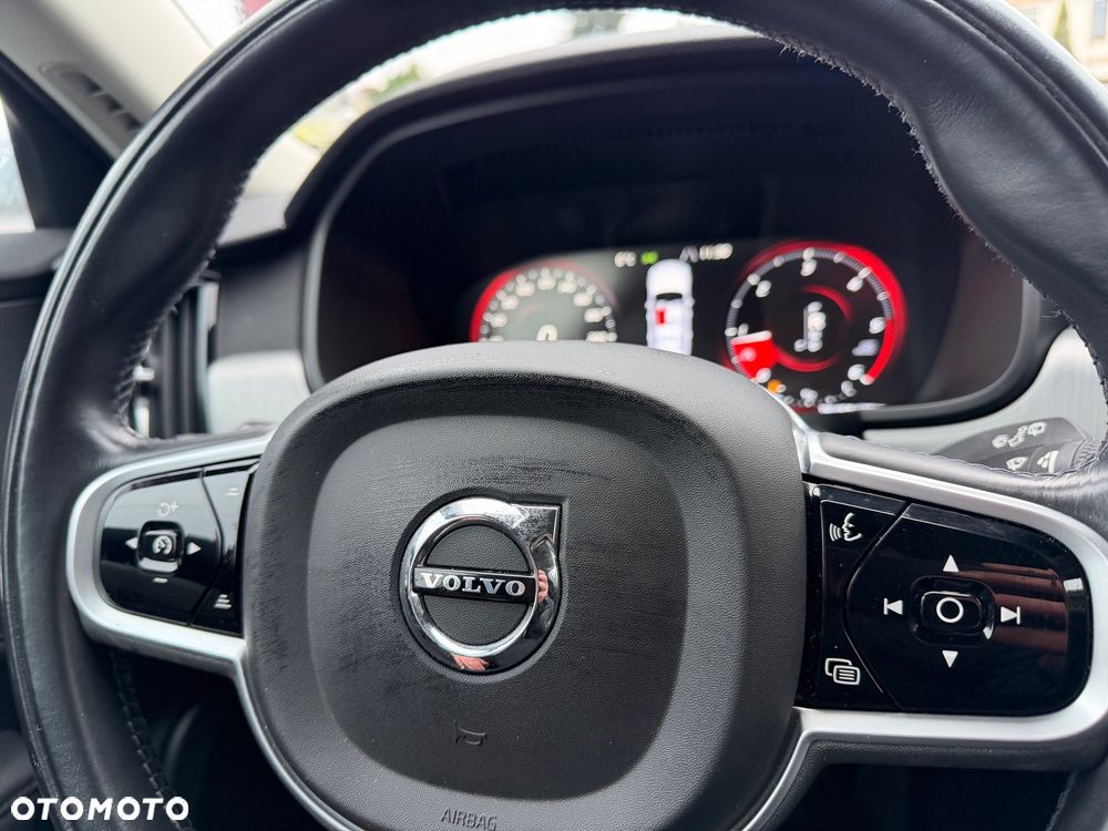 Volvo V90 D4 AWD Geartronic Momentum - 13
