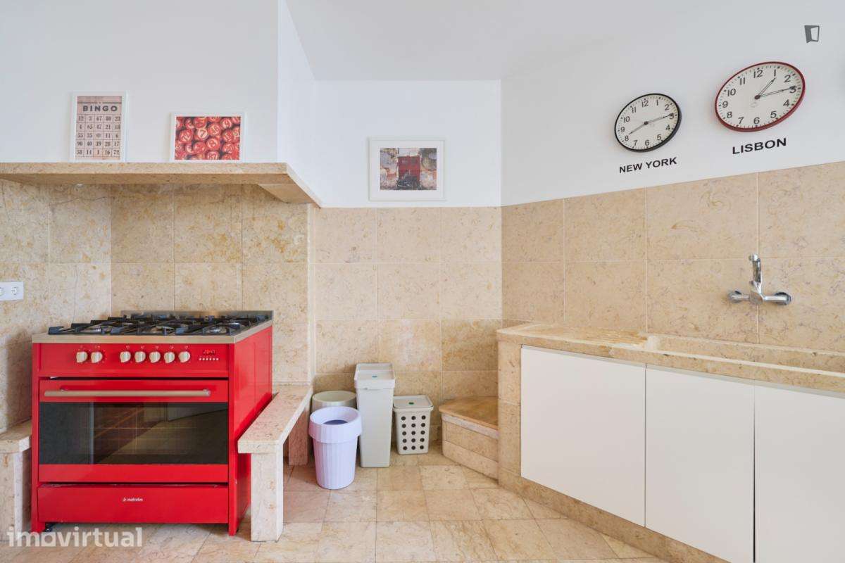 Quarto - localizado em Picoas Lisbon - Grande imagem: 4/33