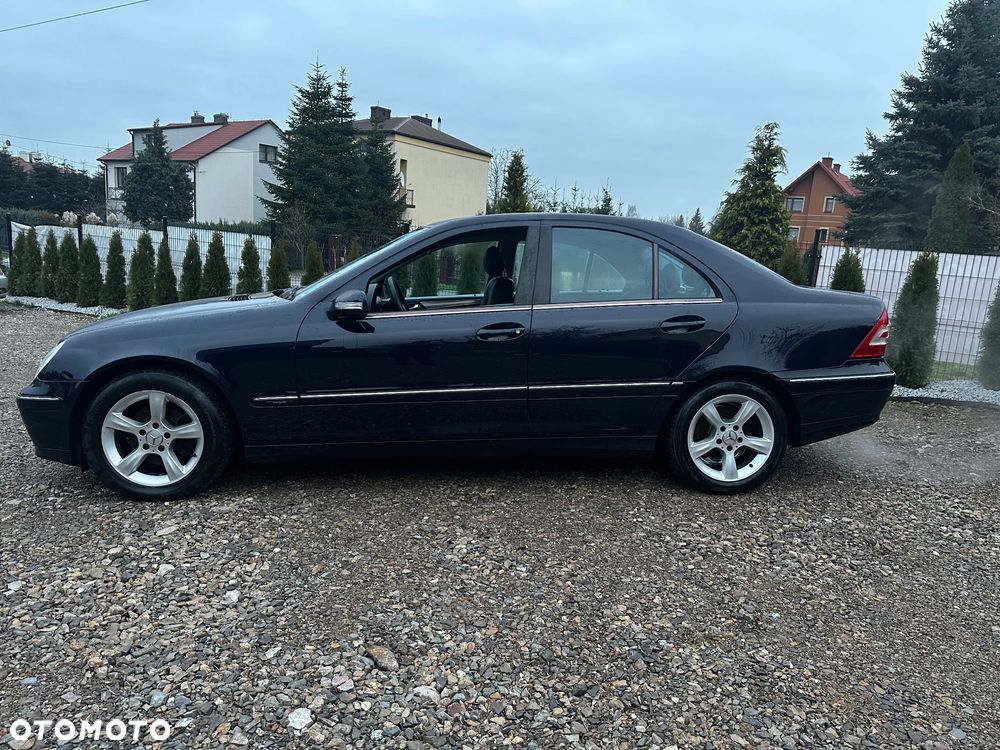 Mercedes-Benz Klasa C 180 T Kompressor Avantgarde - 10