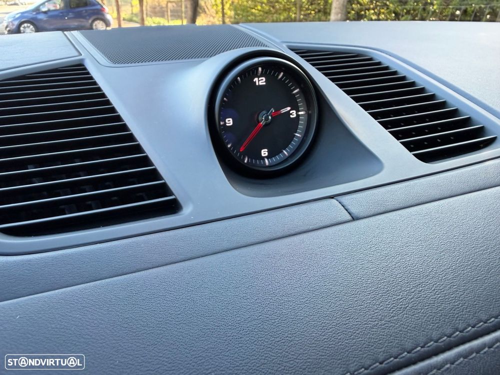 Porsche Cayenne Coupé E-Hybrid Platinum Edition - 33