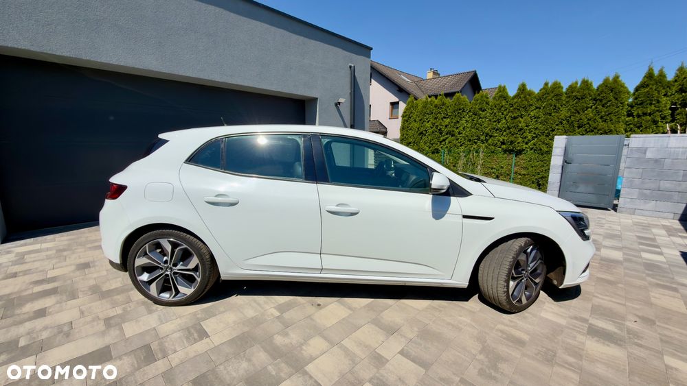Renault Megane 1.5 Blue dCi GT Line - 2