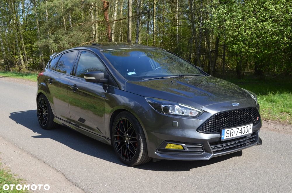 Ford Focus 2.0 EcoBoost ST - 4