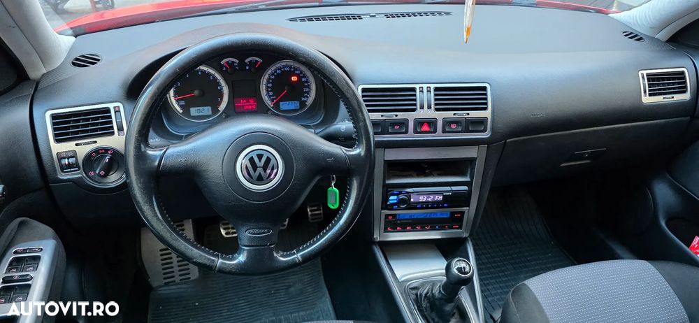 Volkswagen Bora 1.6 - 5