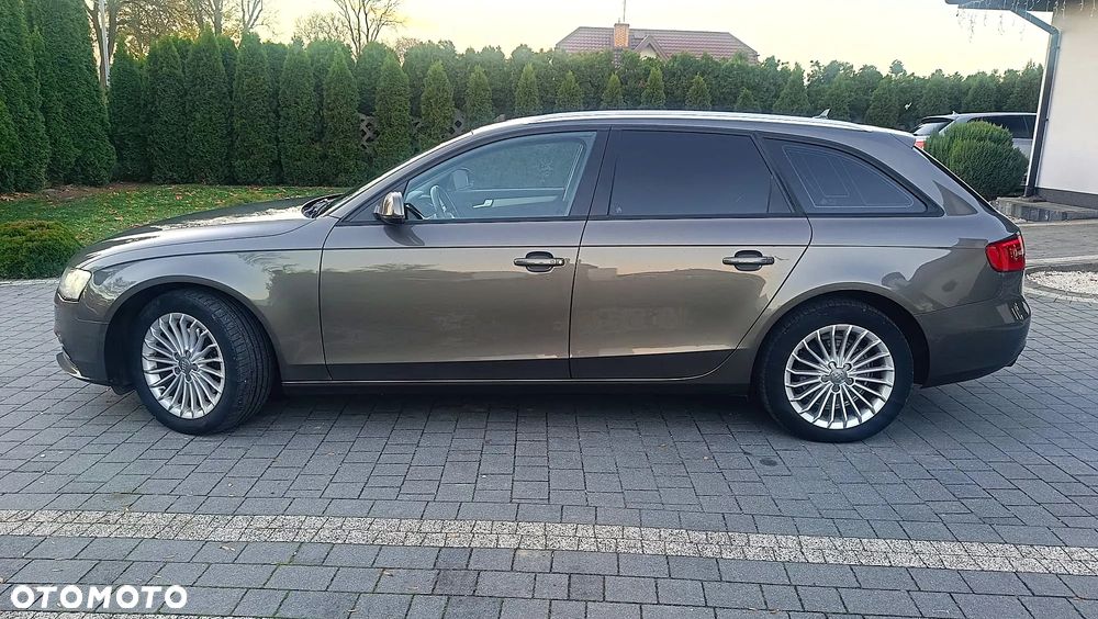 Audi A4 Avant - 9