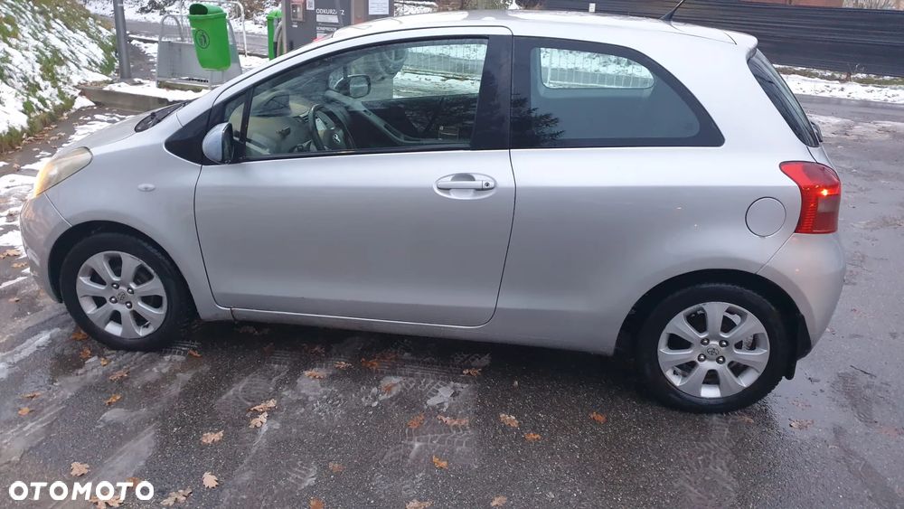 Toyota Yaris 1.4 D-4D Luna A/C - 6