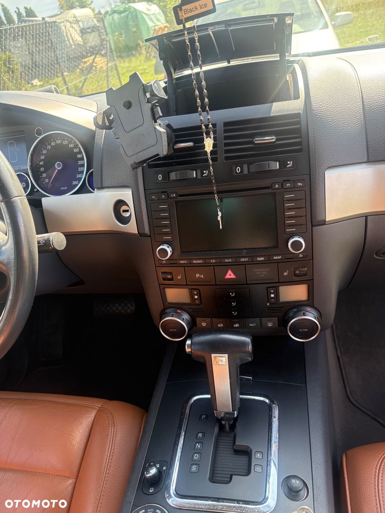 Volkswagen Touareg 3.0 V6 TDI Tiptr - 8