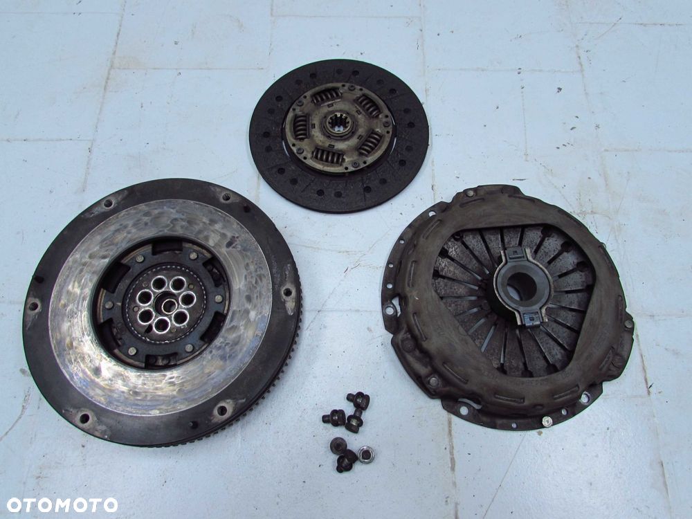 IVECO DAILY IV LIFT 2.3 10-18 KOLO DWUMASOWE SPRZEGLO LUK 504386357 7mm - 1