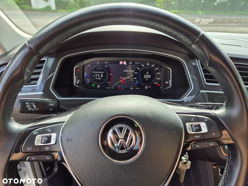 Volkswagen Tiguan - 14
