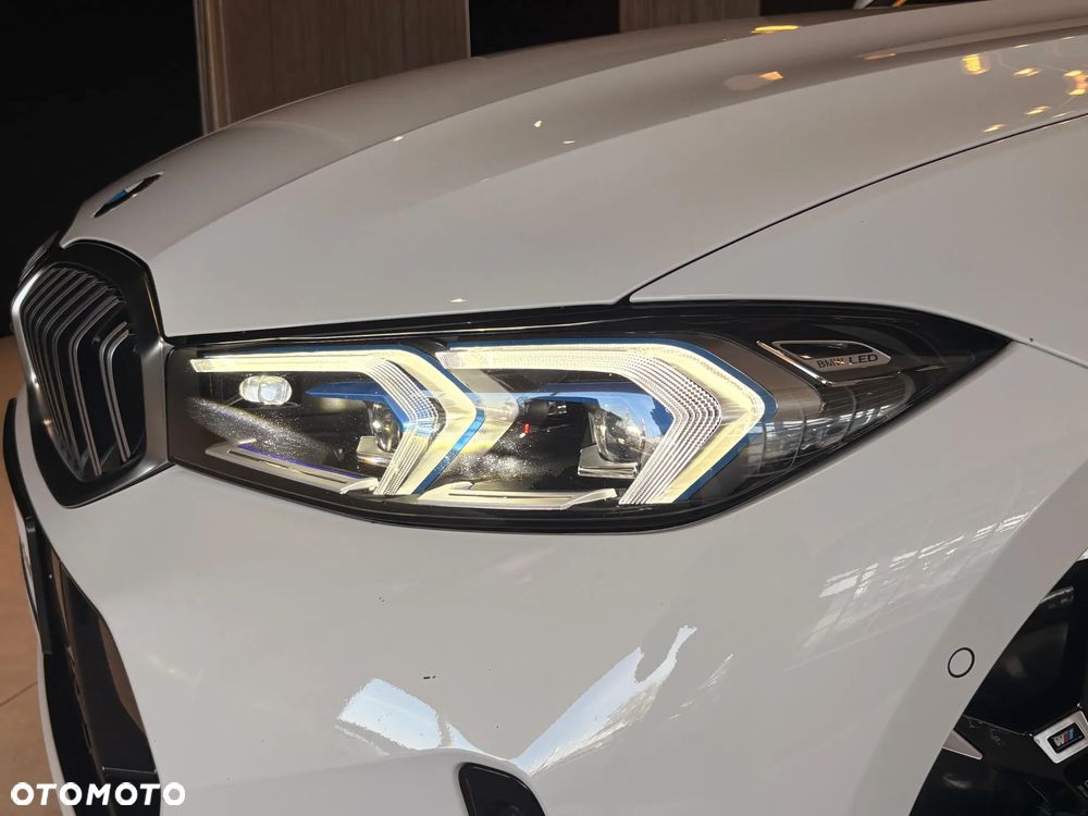 BMW 3 Series 2025 photo 3