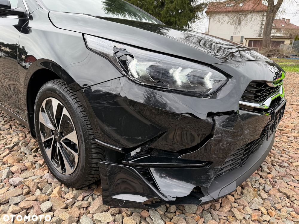 Kia Ceed 1.5 T-GDI Tribute DCT - 3