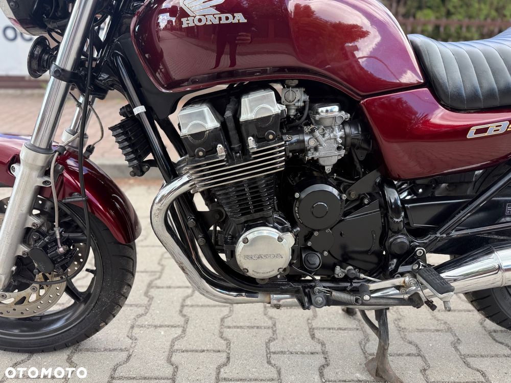 Honda CB - 22