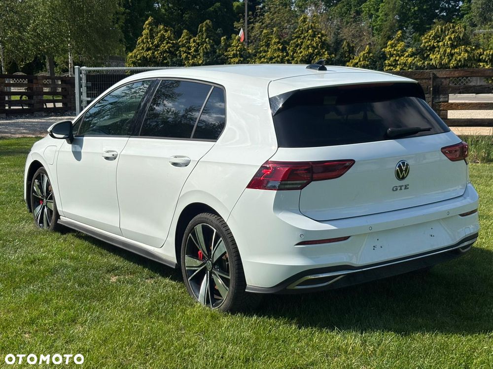 Volkswagen Golf - 5