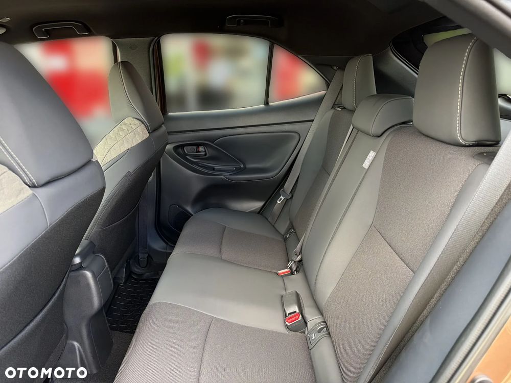 Toyota Yaris Cross Hybrid 1.5 Executive - 19