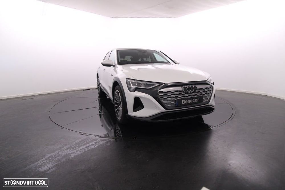 Audi Q8 e-Tron Sportback 55 quattro Advanced - 12