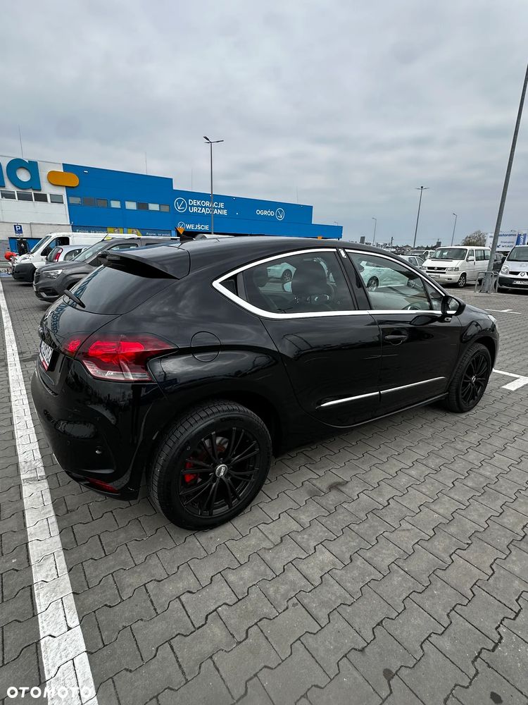 Citroën DS4 1.6 THP SportChic - 4