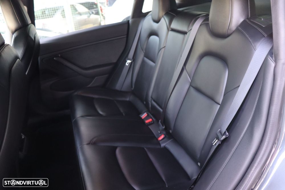 Tesla Model 3 Performance Dual Motor AWD - 19