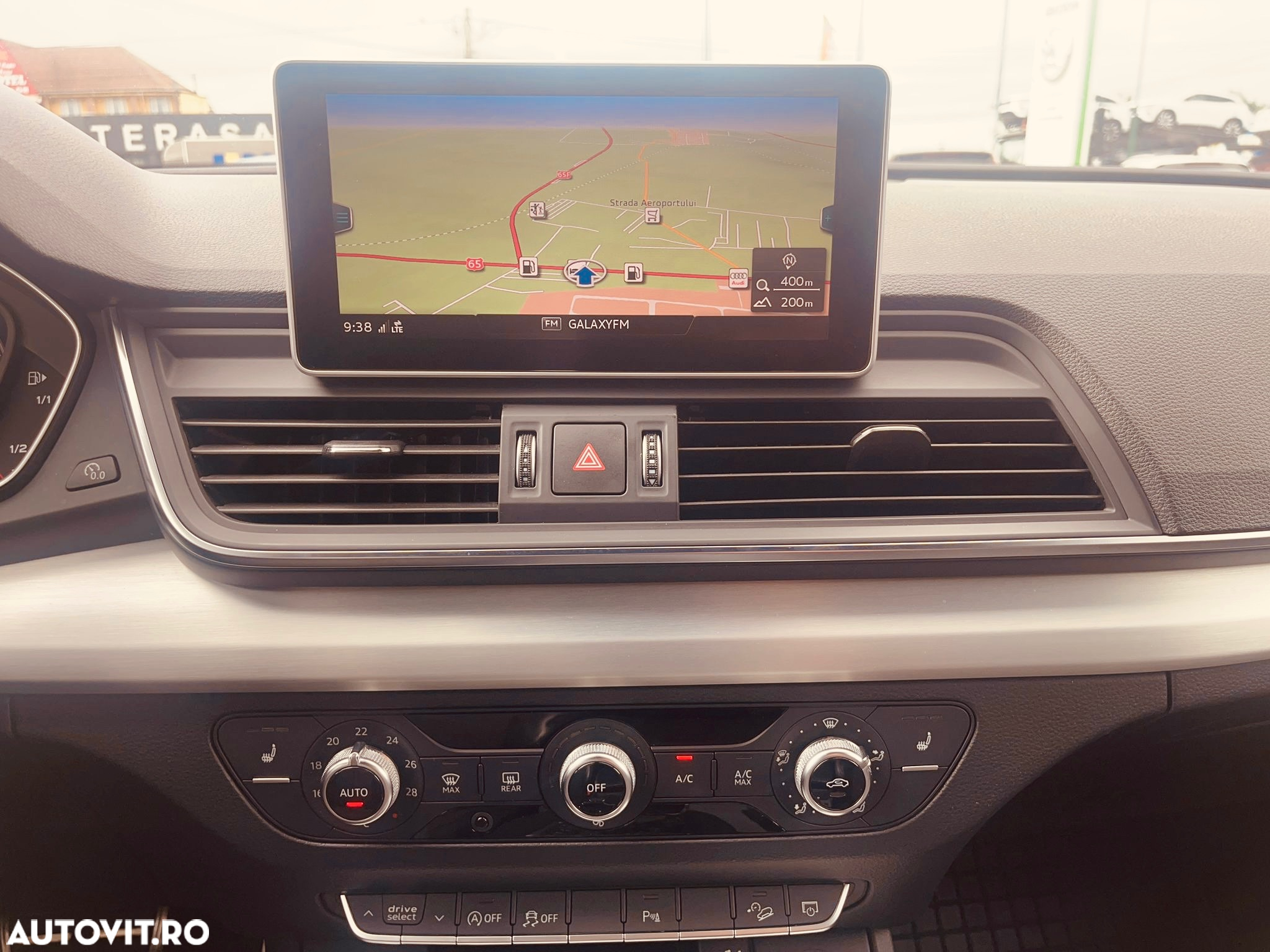 Audi Q5 2.0 40 TDI quattro S tronic Sport - 12