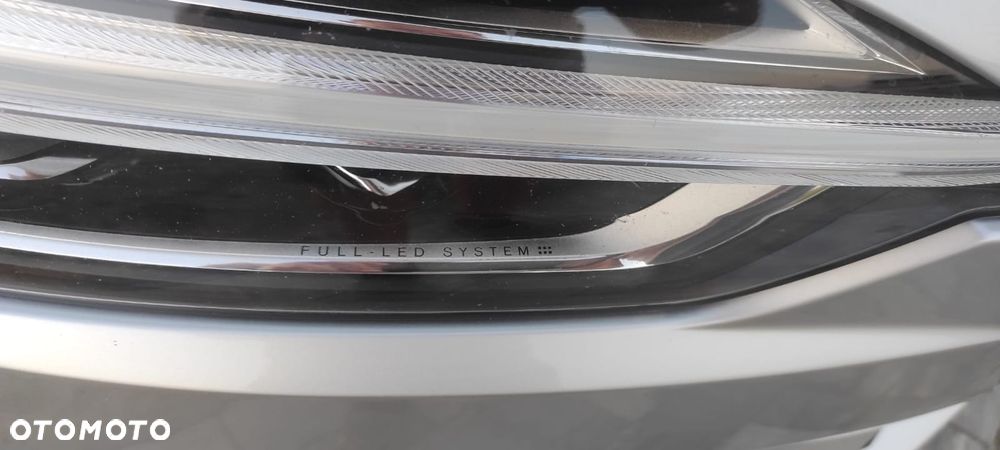 Volvo XC 60 B4 D AWD Geartronic Momentum Pro - 25