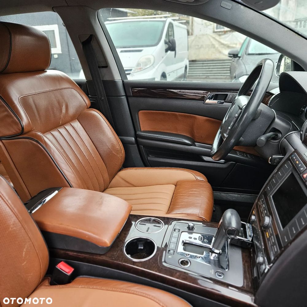 Volkswagen Phaeton - 20