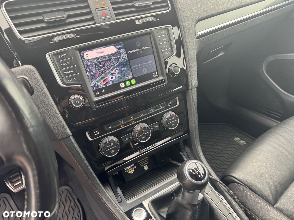 Volkswagen Golf - 17