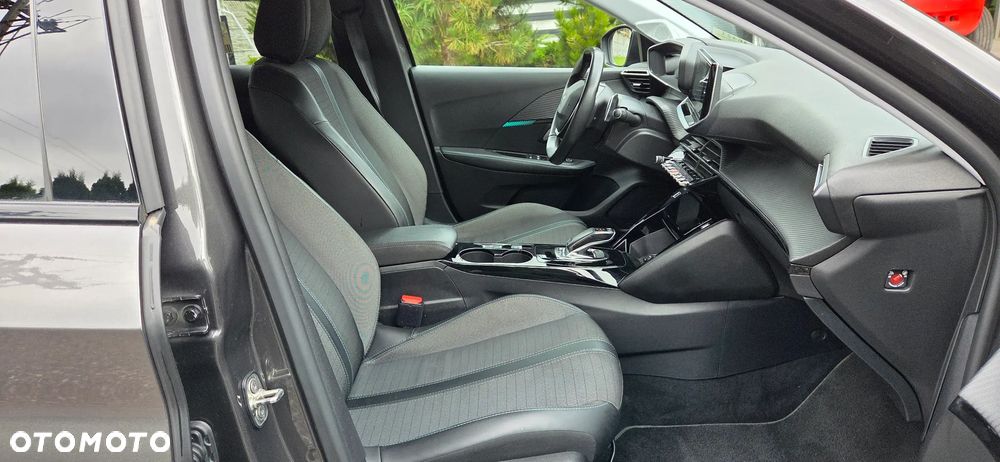 Peugeot 208 - 9
