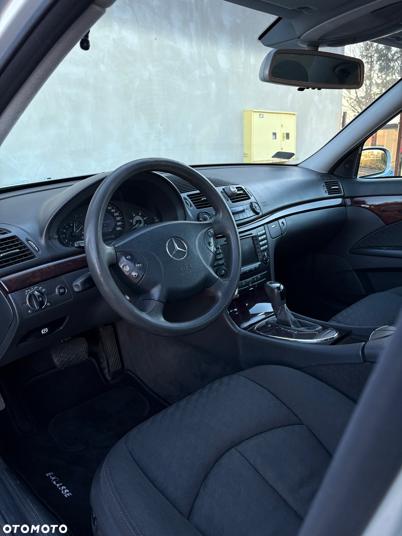 Mercedes-Benz Klasa E - 6