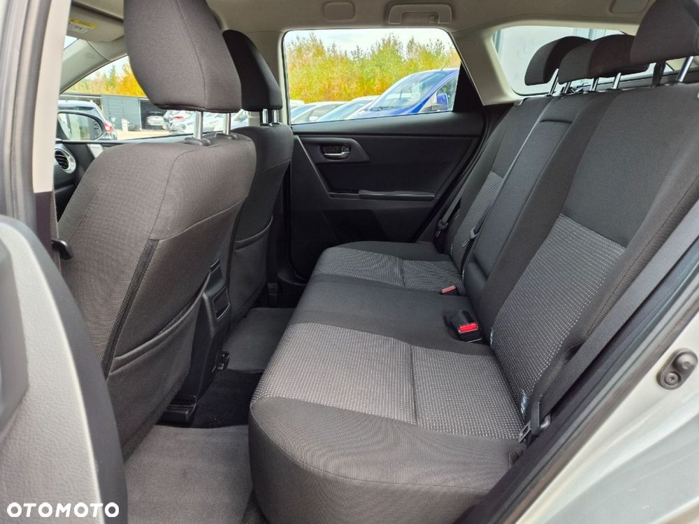 Toyota Auris - 8