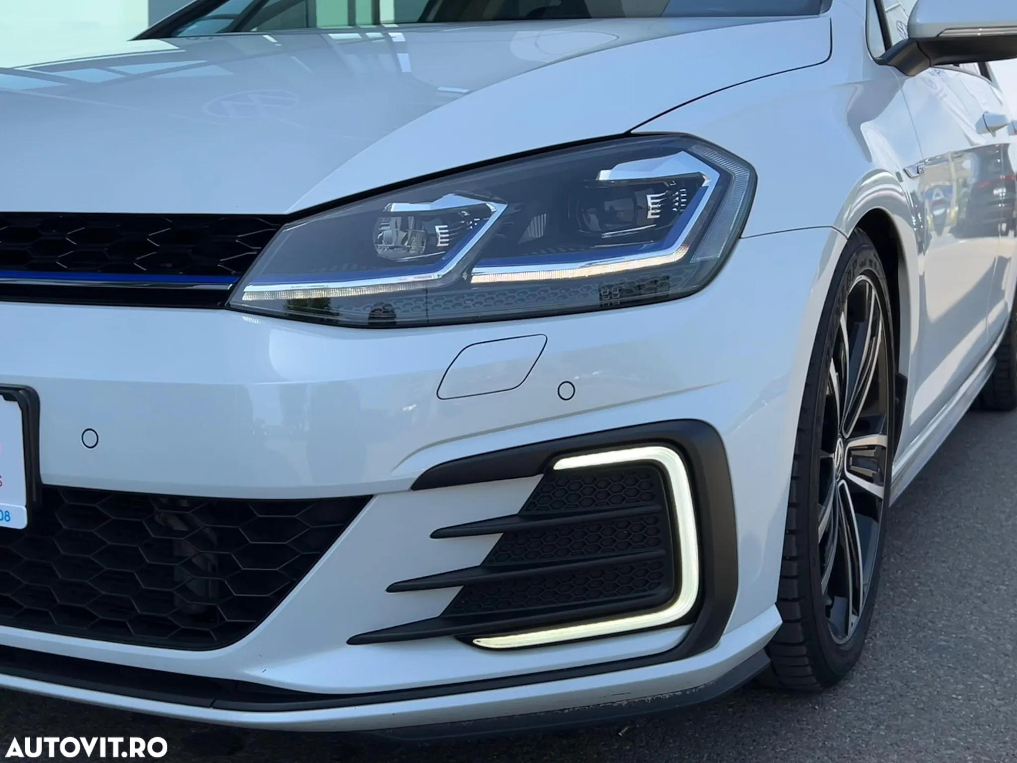 Volkswagen Golf 1.4 GTE Plug-In-Hybrid DSG - 9